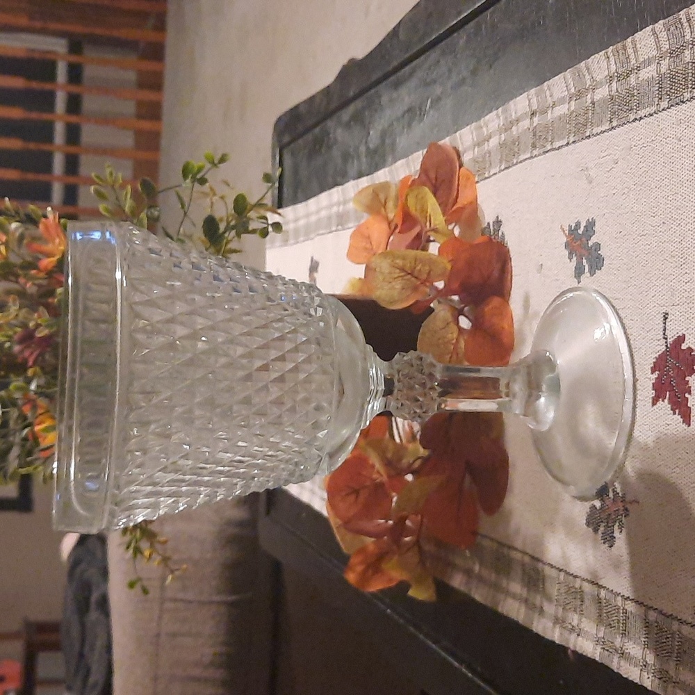 Vintage Indiana glass diamond point